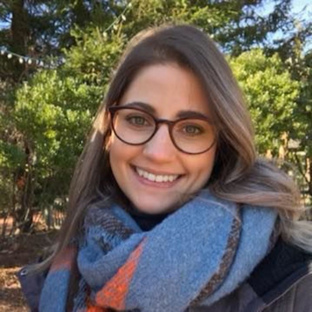 Meet your Posher, Julia